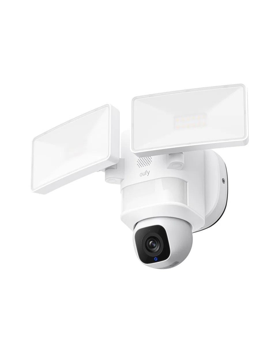 eufy Flutlichtkamera E30, Außen-Sicherheitskamera, 360° Schwenken & Neigen, KI-Erkennung & Verfolgung, 2K-Video, 2,4GHz WLAN, 2.000 Lumen, Sprach- & Lichtalarme, 24/7-Aufzeichnung, ohne ABO-Kosten