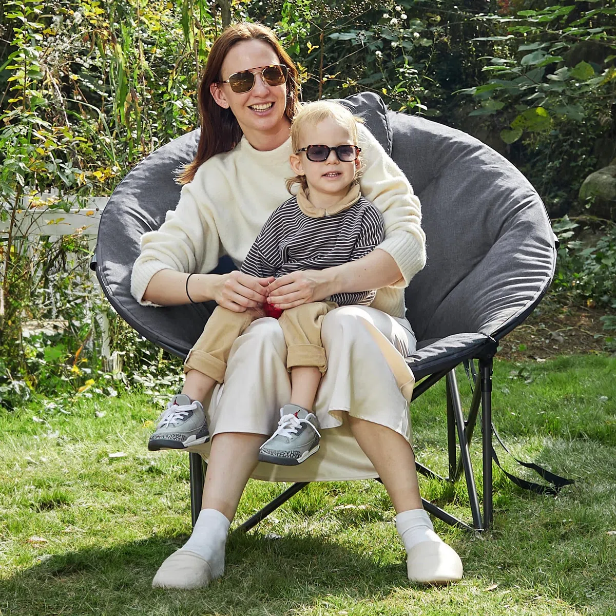 EVER ADVANCED Luxus Moonchair XXL Campingstuhl Faltbar 150KG Belastbar Rund Klappstuhl Dick Gepolstert, Übergroßer Campingsessel mit Kissen, Extra Breit für Outdoor Camping Garten Balkon Indoor, Grau