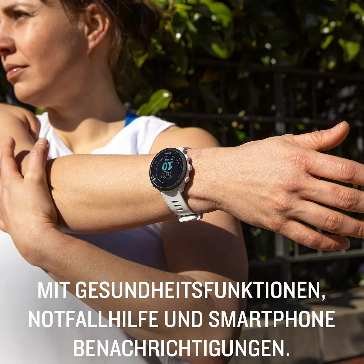 Garmin [renewed] Forerunner 55 – GPS-Laufuhr mit 1,04“ Always-On-Farbdisplay, täglichen Trainingsempfehlungen, Laufzeitprognose, über 15 Sport-Apps und bis zu 14 Tagen Akkulaufzeit [Generalüberholt]