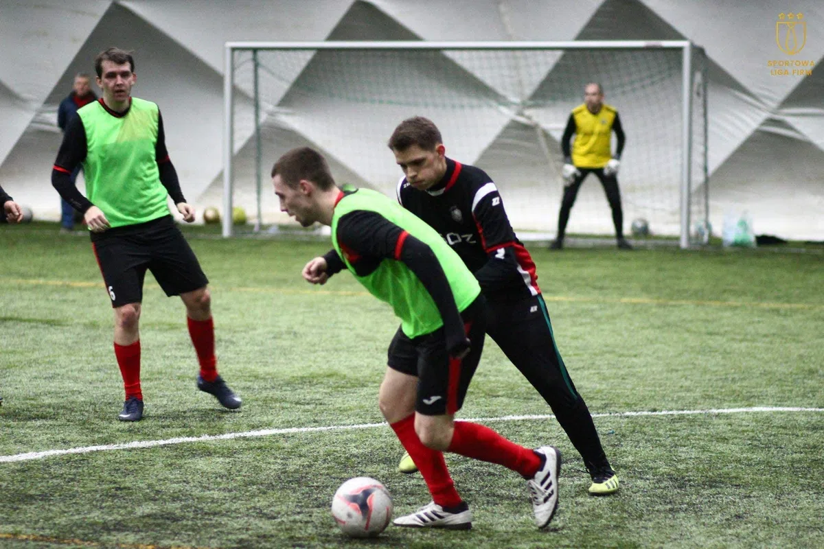 Fußball Leibchen Set 10 Stück: 2 Farben - 5 von jeder Farbe, für Kinder und Erwachsene, Markierungshemd-Trainingsleibchen ohne Logo, Team-Spiel Bibs für Herren Damen Senioren Junioren