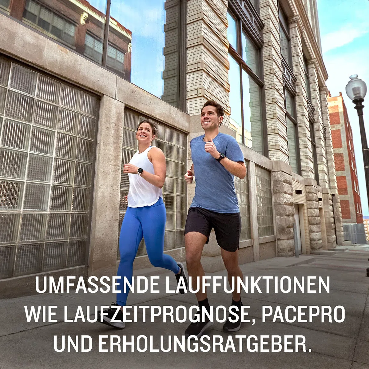 Garmin [renewed] Forerunner 55 – GPS-Laufuhr mit 1,04“ Always-On-Farbdisplay, täglichen Trainingsempfehlungen, Laufzeitprognose, über 15 Sport-Apps und bis zu 14 Tagen Akkulaufzeit [Generalüberholt]