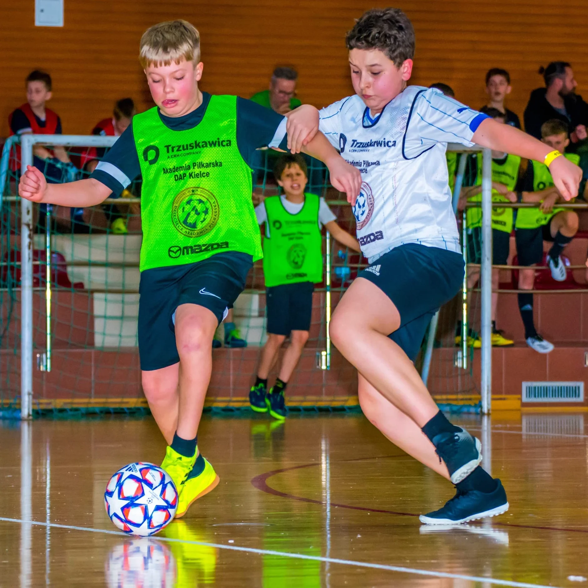 Fußball Leibchen Set 10 Stück: 2 Farben - 5 von jeder Farbe, für Kinder und Erwachsene, Markierungshemd-Trainingsleibchen ohne Logo, Team-Spiel Bibs für Herren Damen Senioren Junioren
