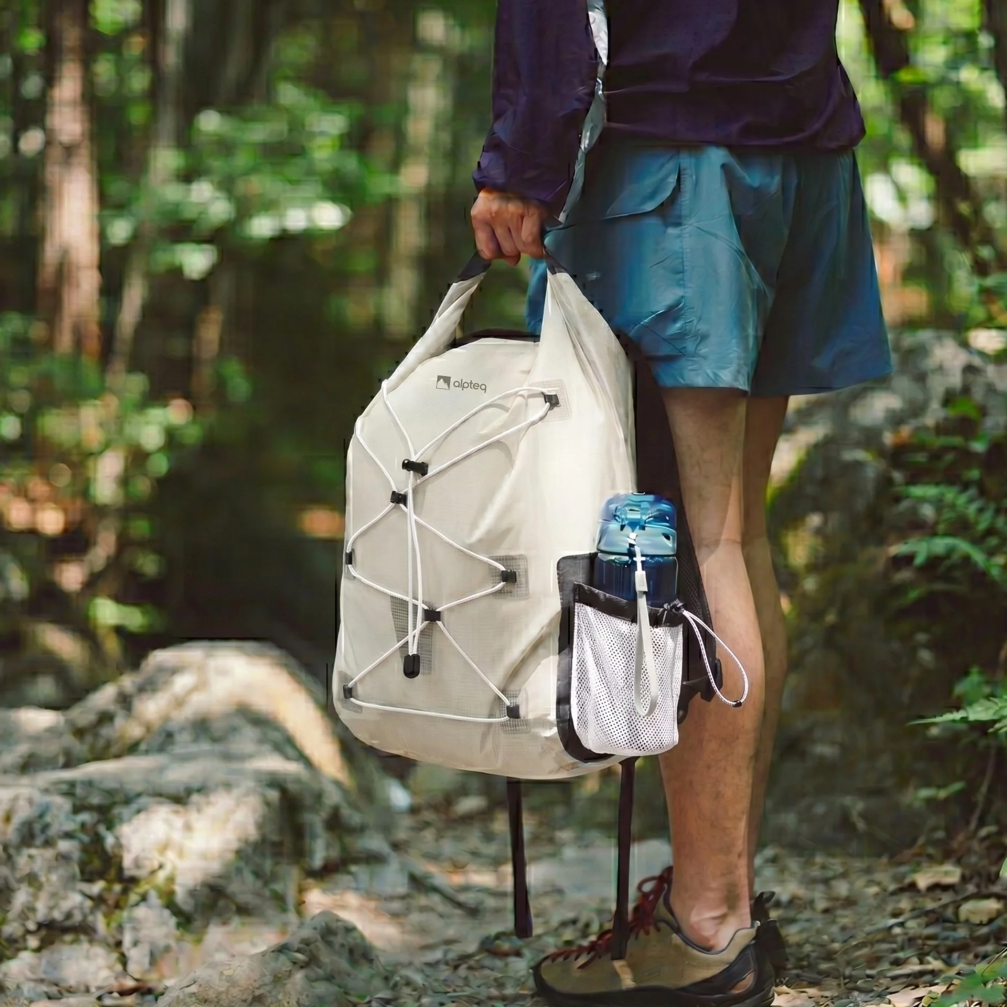 AlpPack 20L Ultraleichter Rucksack – Wasserdichter Rolltop Drybag für Wandern, Trekking, Reisen, Stadt & Outdoor, Innovatives High-Tech-Material