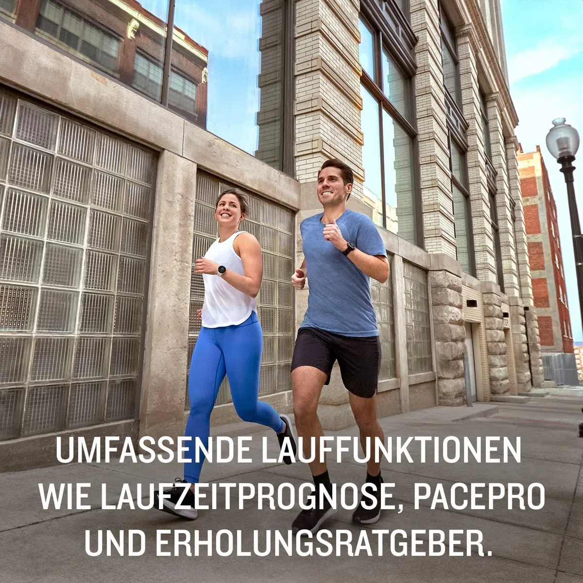 Garmin Forerunner 55 [renewed] – GPS-Laufuhr mit 1,04“ Always-On-Farbdisplay, täglichen Trainingsempfehlungen, Laufzeitprognose, über 15 Sport-Apps und bis zu 14 Tagen Akkulaufzeit [Generalüberholt]
